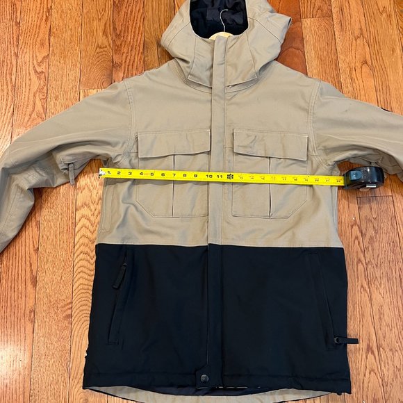 686 Jackets & Coats 686 Snowboard Jacket Mens Medium Poshmark